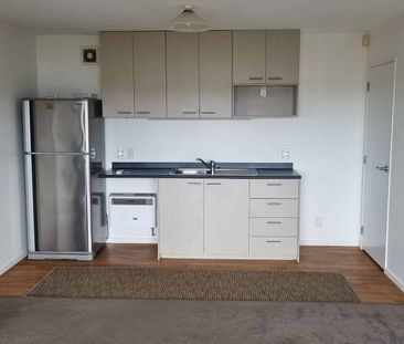 RED BEACH - One Bedroom Private Space - Peaceful - Photo 4