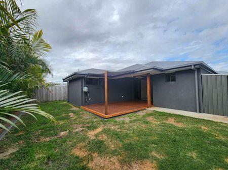 CABOOLTURE - FAMILY & MODERN - Photo 4