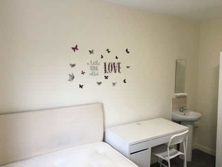 Room in a Shared House, Charter Avenue, CV4 - Photo 4