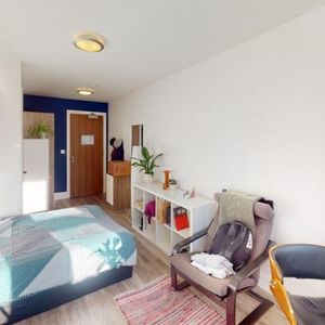 Studio to rent - Photo 2