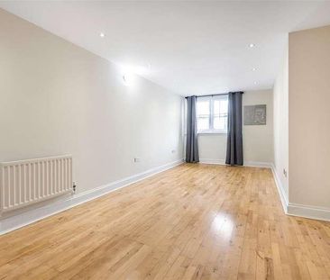 Perry Court, Kingston Upon Thames, KT2 - Photo 1