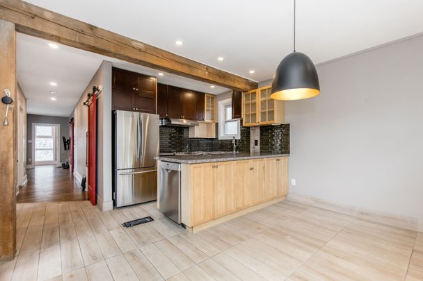 For Lease - 17 Thomson Street Unit# Upper, Barrie, Ontario - Photo 1