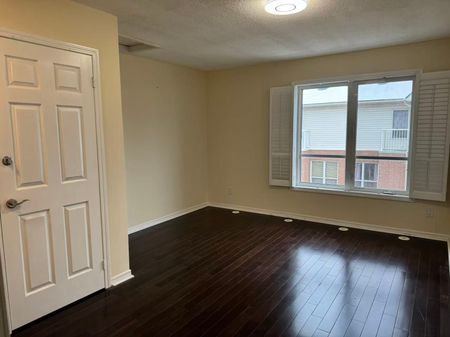 For Lease - 30 Faithful Way, Markham, Ontario - Photo 4