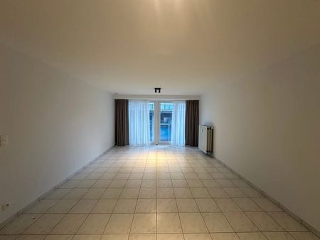 Appartement te huur - Foto 2