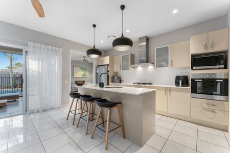 20 Langer Circuit, North Lakes QLD 4509 - House For Rent | Domain - Photo 2