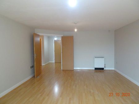 2 bedroom terraced house to rent - Photo 4
