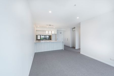 31106/300 Old Cleveland Road, Coorparoo, QLD 4151 - Photo 5