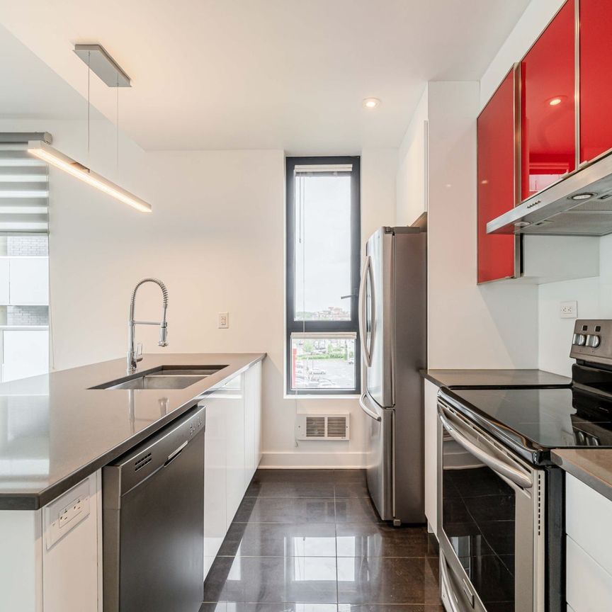 4293 Rue Jean Talon O., Montréal (Côte-des-Neiges, QC H4P - Photo 1