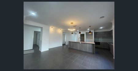 Eco-Friendly Home in Prime Tarneit Location!! - Photo 4