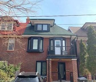 LARGE 3 BEDROOM UPPER STEPS FROM DUFFERIN GROVE PARK $3900 INC - Photo 4