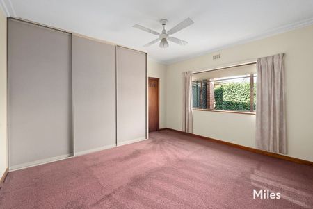10 Cantala Avenue, Rosanna - Photo 3