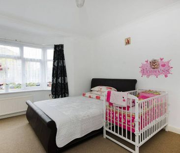 2 bedroom maisonette to rent - Photo 2