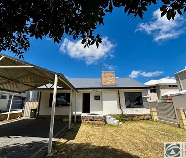 AIR CON, FLOORBOARDS, SPACE FOR A BOAT - Photo 6