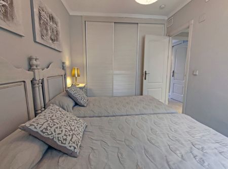 Middle Floor Apartment · Puerto Banús - Photo 3