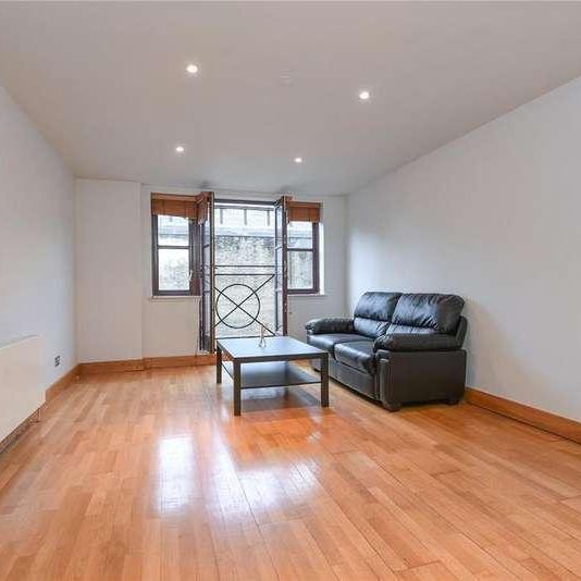 Kingsley Mews, Wapping Lane, E1W - Photo 1