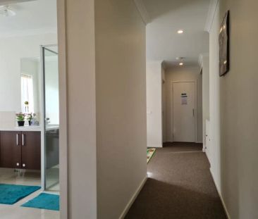 “Feel Right at Home in This Spacious & Modern Family Retreat” - Photo 4