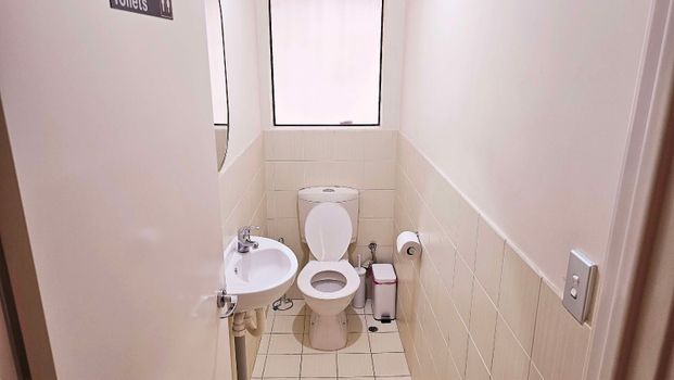 Canning Vale - Photo 1