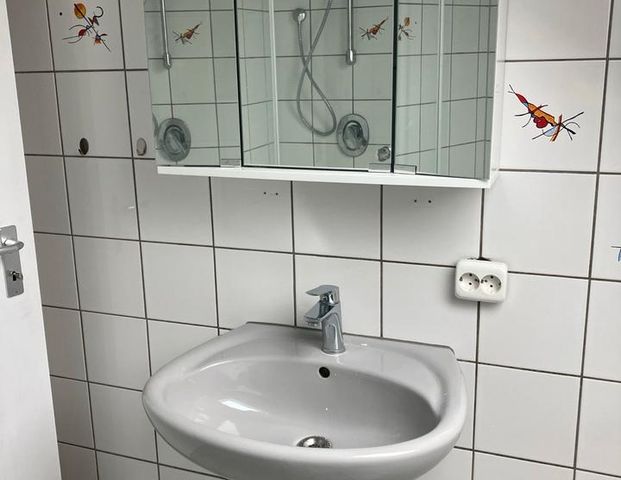 Helle 2 Zimmer-Wohnung Singel Wohnung in einem Ortsteil von Aßlar - Foto 1
