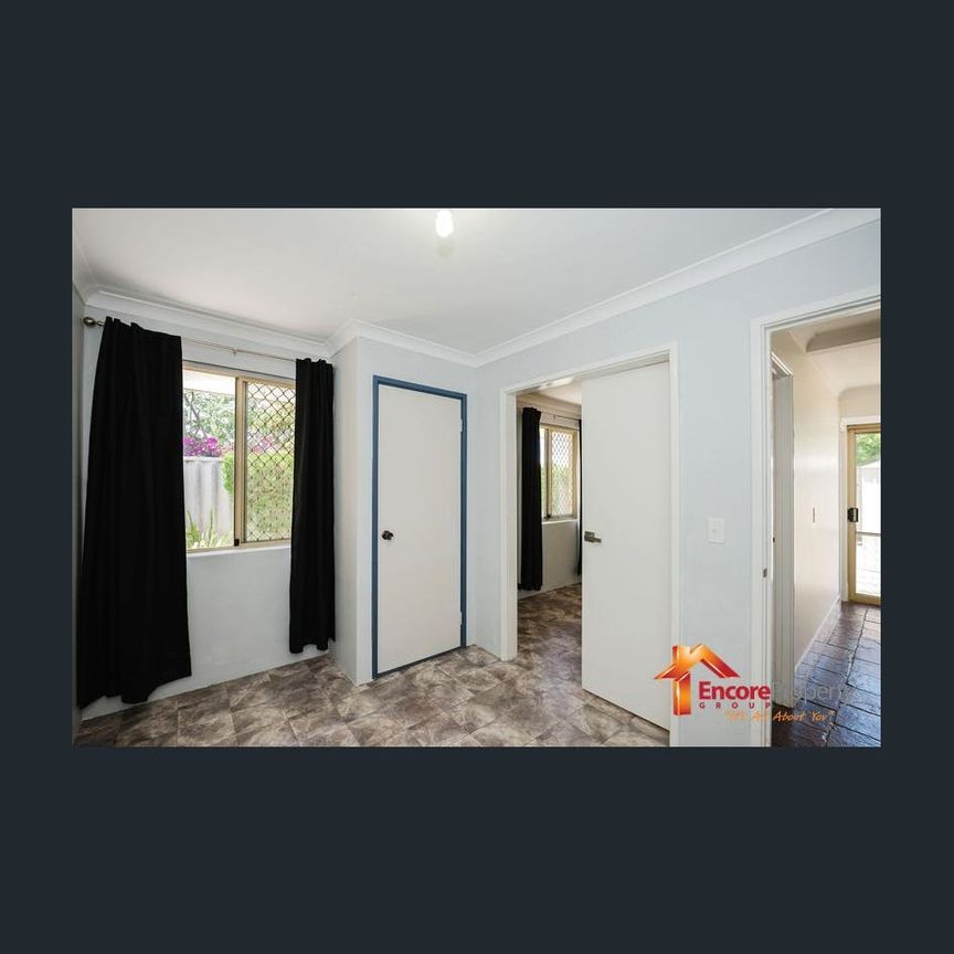 Spacious 4 Bedroom, 2 Bathroom Home in a Prime Location! - Photo 1