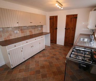 2 bedroom terraced house to rent - Photo 1