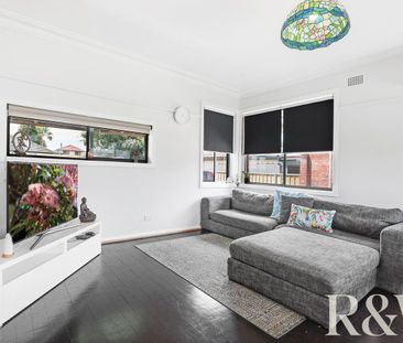 Heading: FAMILY HOME WITH POOL - Photo 1