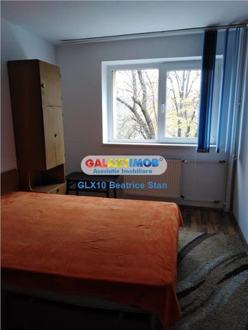 Inchiriere apartament 3 camere Metrou Romancierilor - Fotografie 3