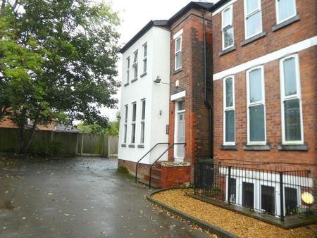 1 bedroom in a house share to rent - Photo 3