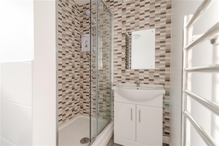 Reading Rooms, Ainsworth Road, Radcliffe, Manchester - Photo 2