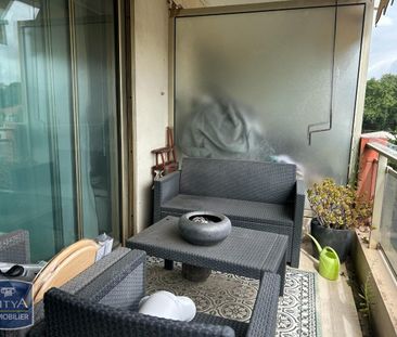 Location Appartement 1 pièce 26m² ST LAURENT DU VAR 06700 - Photo 5