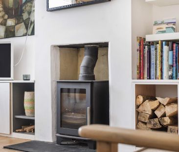 3 bedroom terraced house to rent - Photo 1