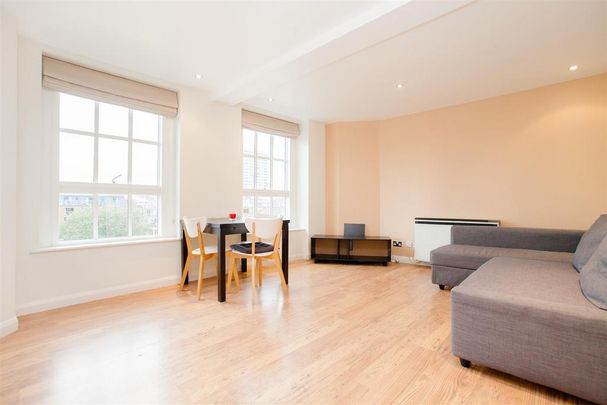 1 bedroom flat to rent - Photo 1