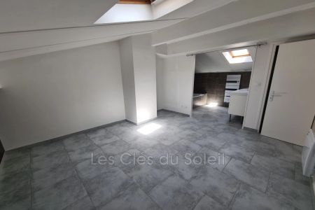 Location appartement 4 pièces 87 m² Bandol - Photo 5