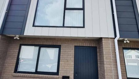 MANGERE BRIDGE, 3 BEDROOMS - Photo 5