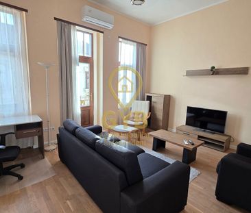 DE ÎNCHIRIAT – APARTAMENT CU 2 CAMERE DECOMANDATE, ULTRACENTRAL - Photo 3