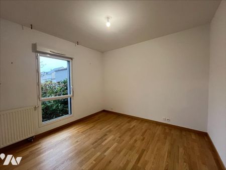 APPARTEMENT T4 AVEC TERRASSE LE RHEU - Photo 4