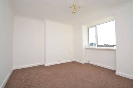 Longridge Avenue, Saltdean, Nr Brighton, BN2 8LG - Photo 5