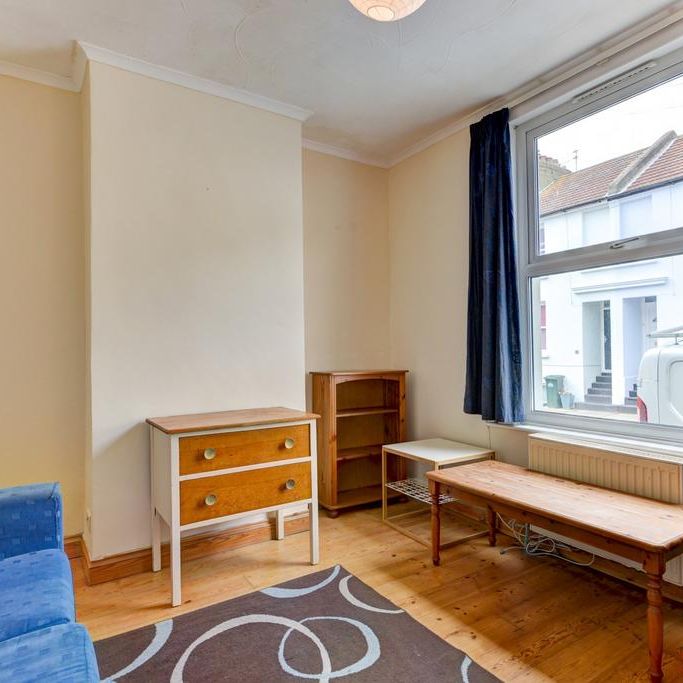 4 bedroom house to rent - Photo 1