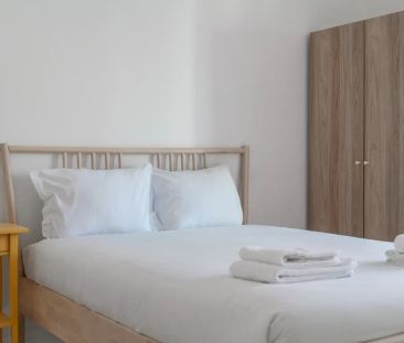 2-bedroom apartment for rent in Lisbon, bills included - Photo 6