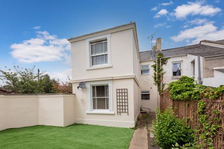 Tangier Lane, Eton - Photo 5