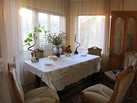 Ground floor house 4 rooms for rent Iasi Center - Photo 4