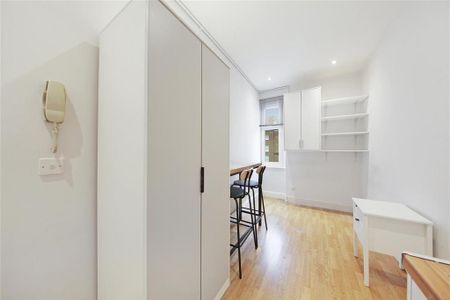 Studio to rent - Photo 2