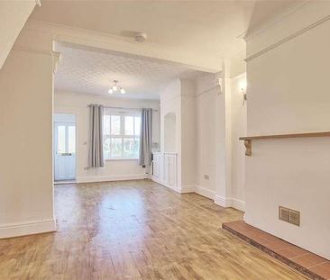 High Street, Cherry Hinton, Cambridge, CB1 - Photo 4