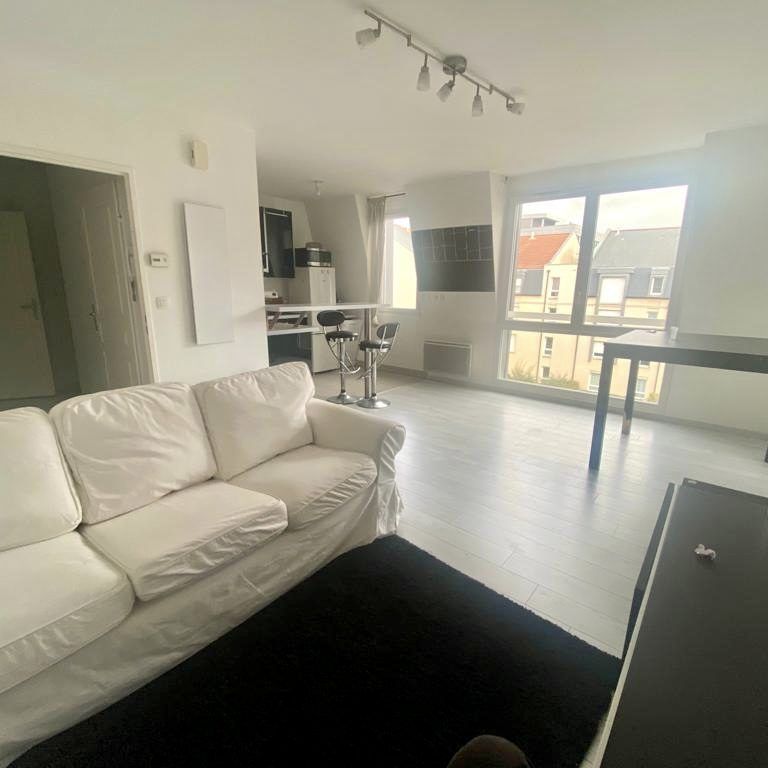 Location Appartement 2 pièces 43m² ARMENTIERES 59280 - Photo 1