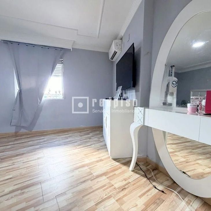 Málaga Capital, Andalusia 29018 - Photo 1