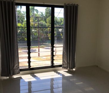 58 Hudson Fysh Avenue, - Photo 2