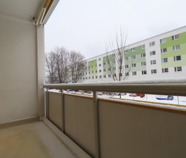 Helle 3-Raumwohnung mit Wanne und Balkon - Foto 1