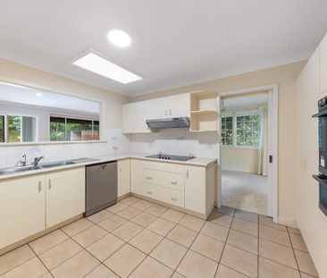 Exceptional Family Home in Prime St Ives Location - Photo 5
