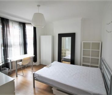 Rosebery Road, Exeter - Photo 2