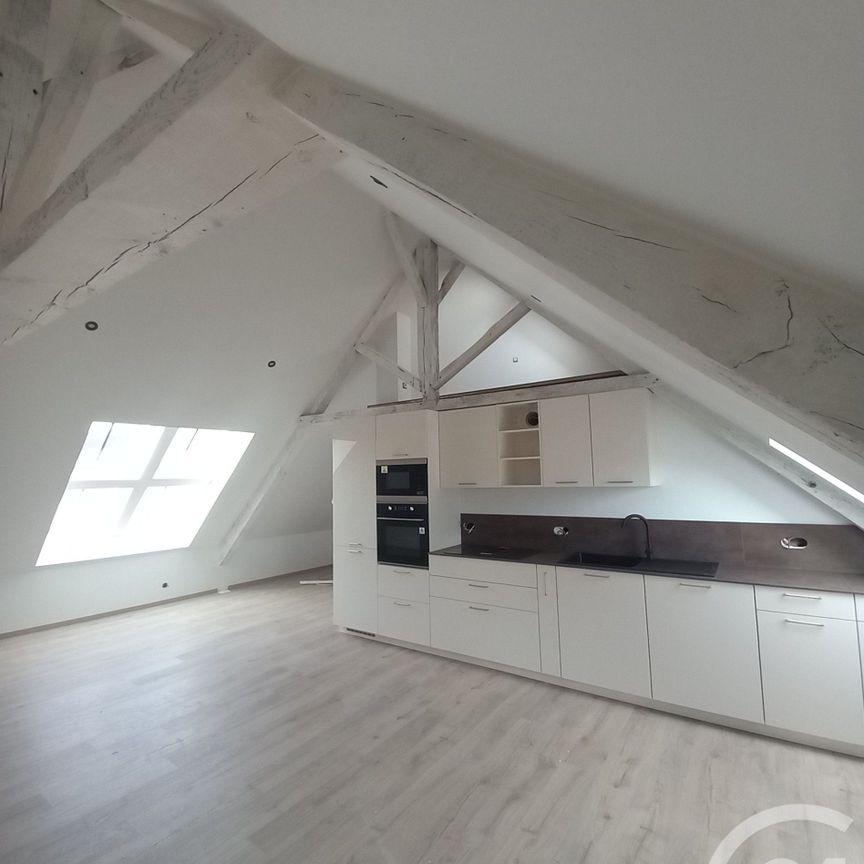 Location Appartement 3 pièces 77m² CHERBOURG-EN-COTENTIN 50100 - Photo 1