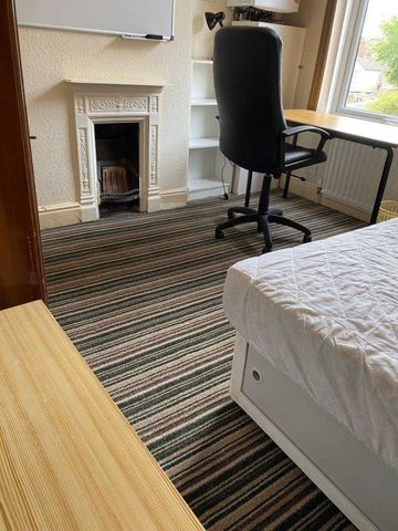 4 bedroom house share to rent - Photo 3